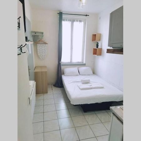 Studio A 10 Min A Pied Notre-Dame De La Garde Apartment Marseille Exterior photo